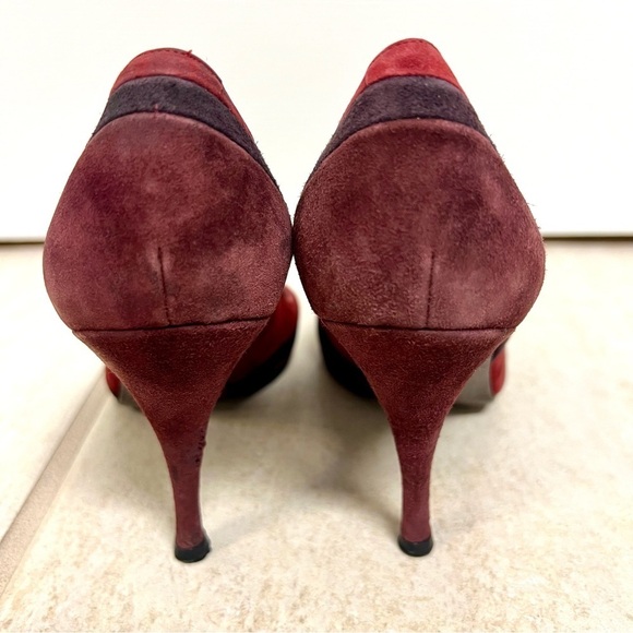 STUART WEITZMAN AUTH Women's Red Leather Suede Pumps Shoes Size 7M pointed toes - Picture 5 of 8